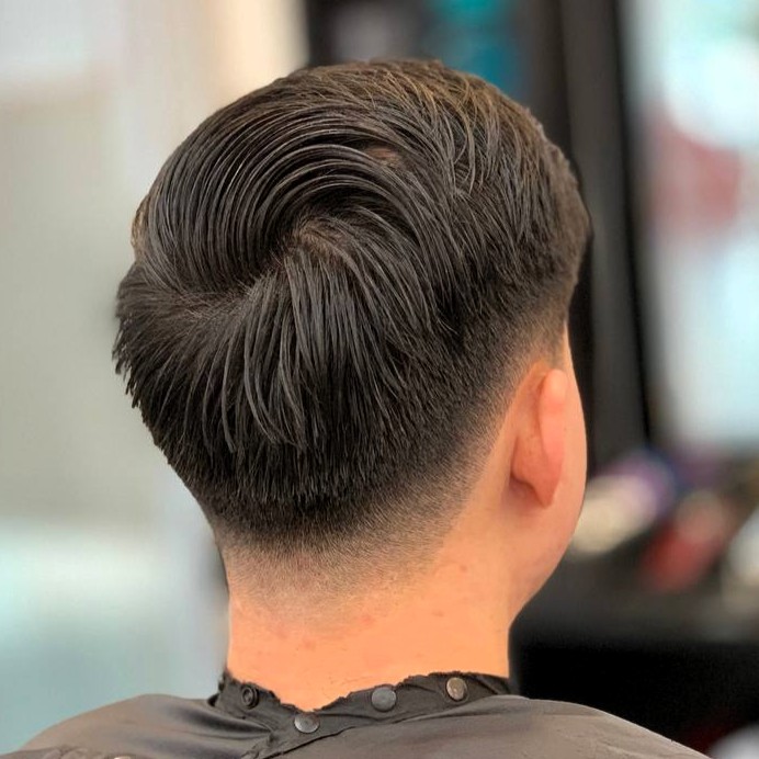 Men's undercut style